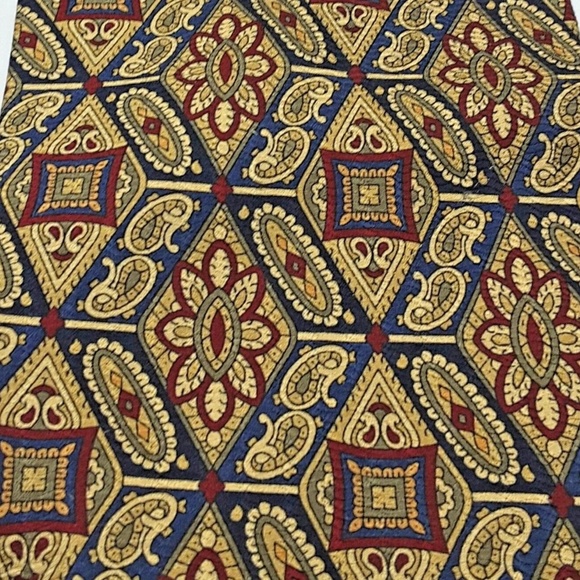 Pierre Balmain Silk Tie - Picture 3 of 3